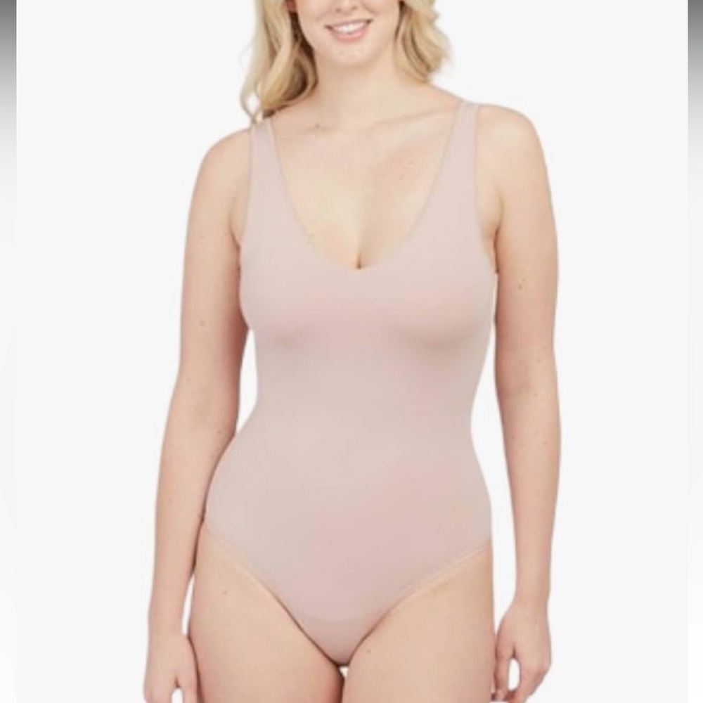SPANX Plush Pink VNeck Bodysuit Small